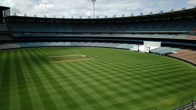 场次中保持 场次中保持